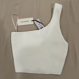 Aritzia Babaton Sculpt Knit One-Shoulder
Cropped Tank